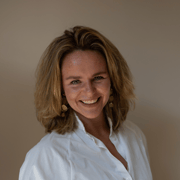Profile picture of Loes van der Weerd