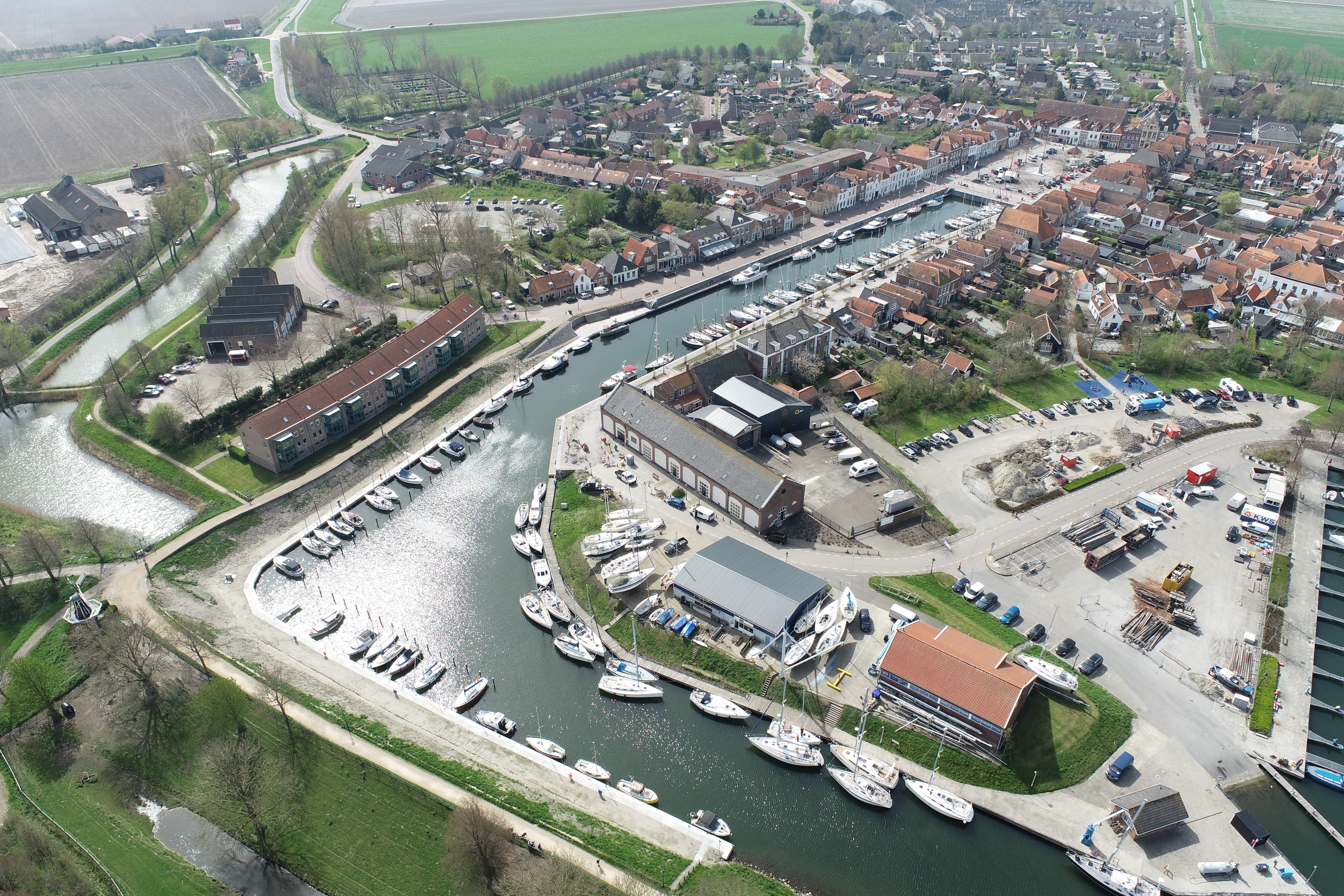 Luchtfoto kade M, N, P en Oude Haven
