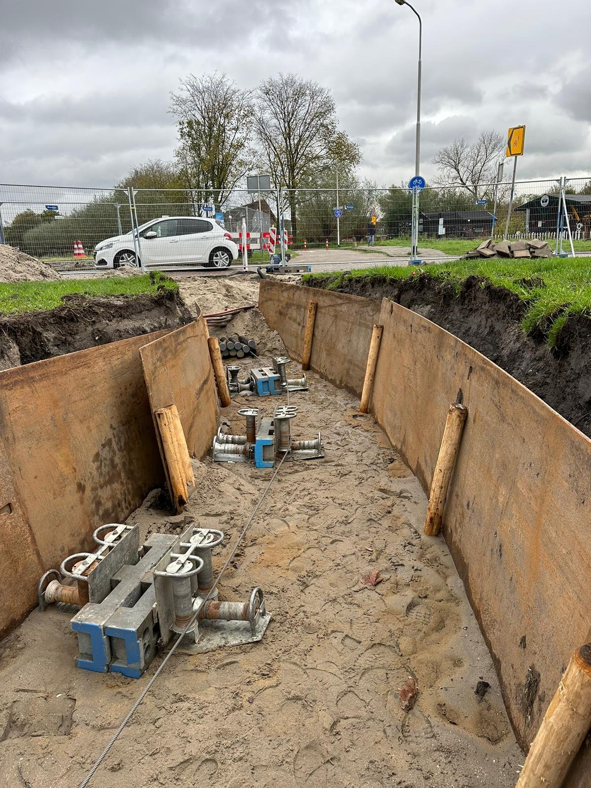 (Hoek)Mosterdpotten in de sleuf