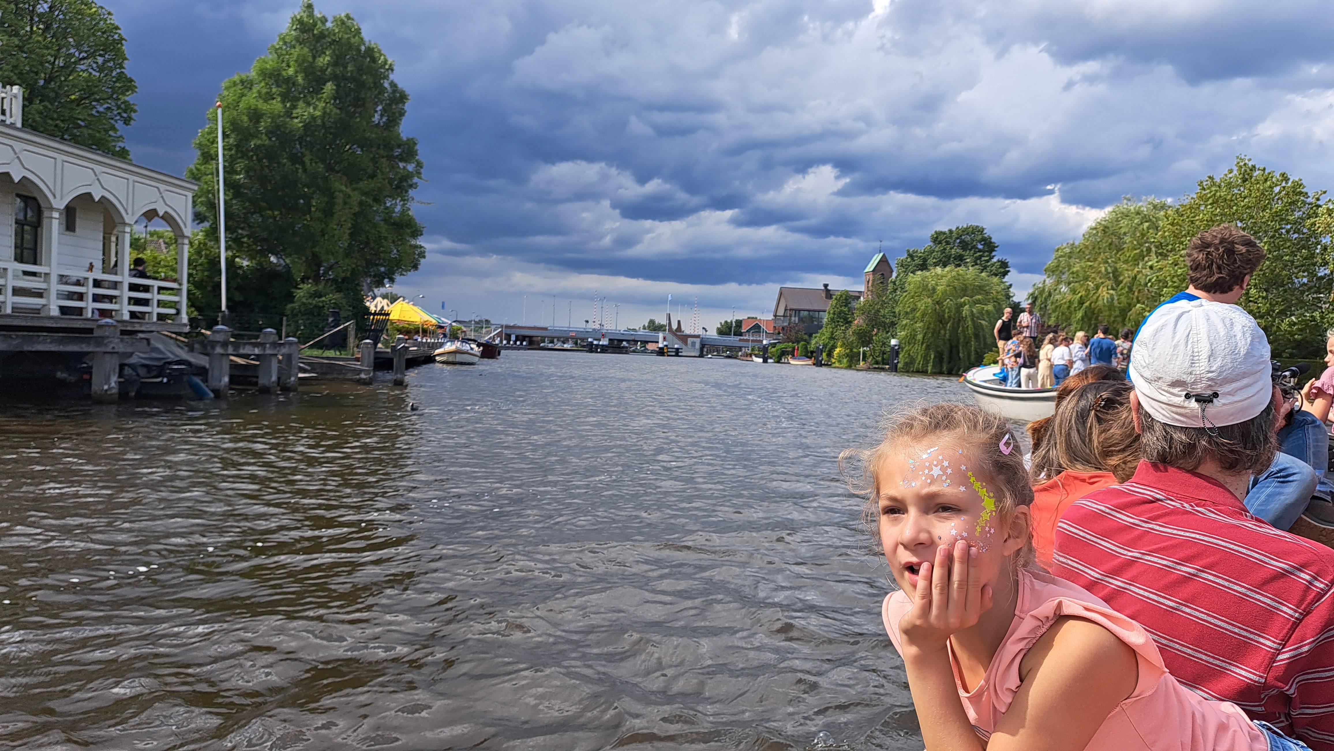 Foto 19: Een mooi tochtje over het water rondom de brug.