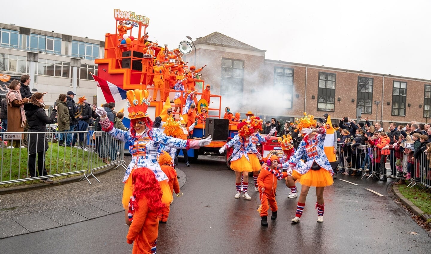 Carnavalsoptocht Van Boetzelaerlaan