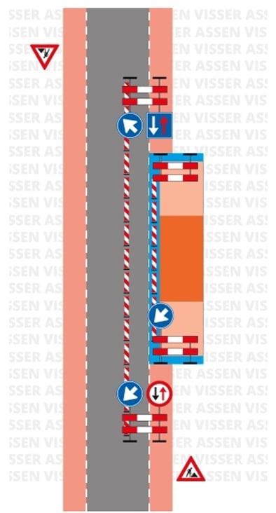 Afbeelding 3: halve rijbaan afzetting Marie Baronlaan. U kunt om deze afzetting heen rijden. Zie de verkeersborden op de afbeelding en ter plaatse.