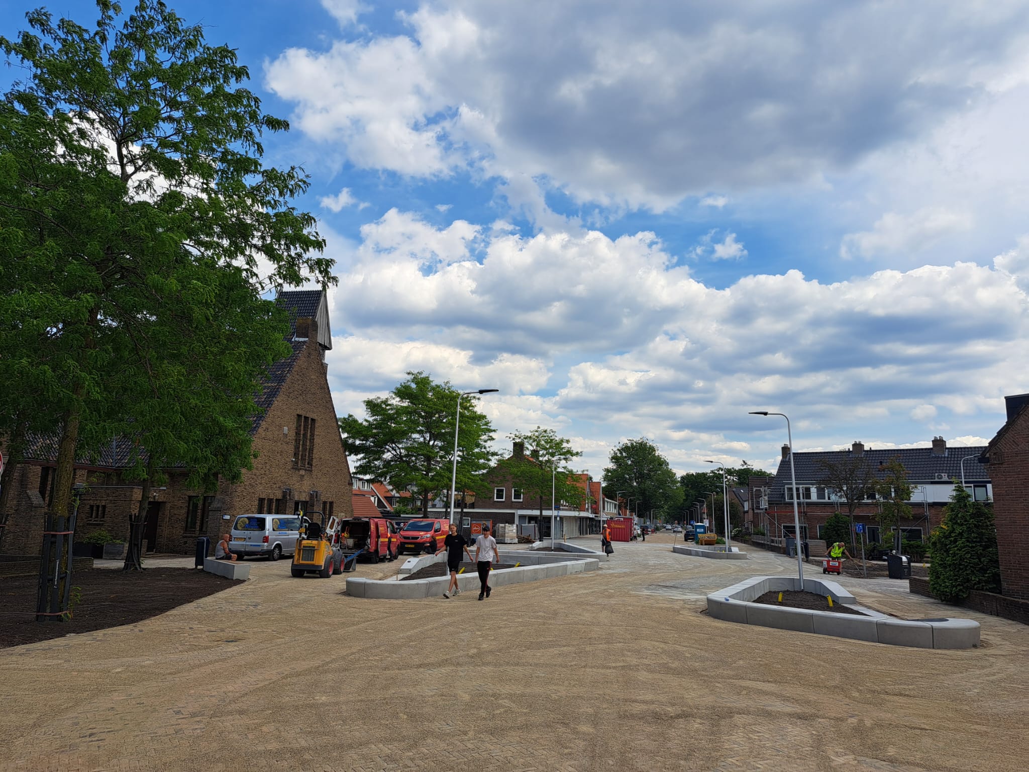 Plein Emmaüskerk