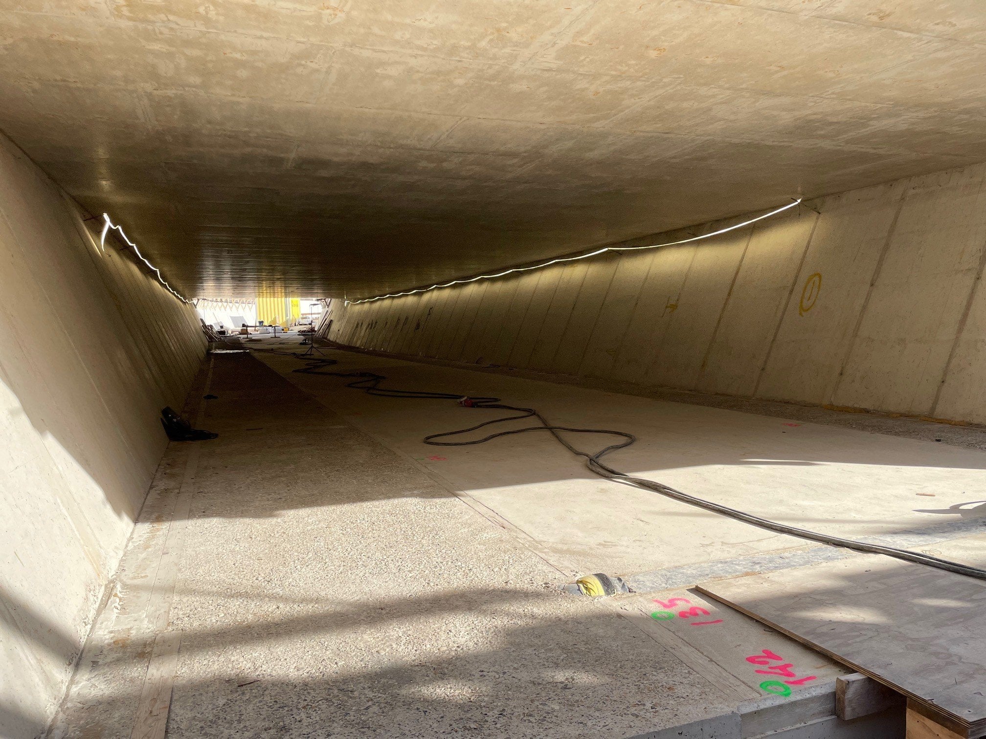Fietstunnel fase 1, waar het verkeer al overheen rijdt.