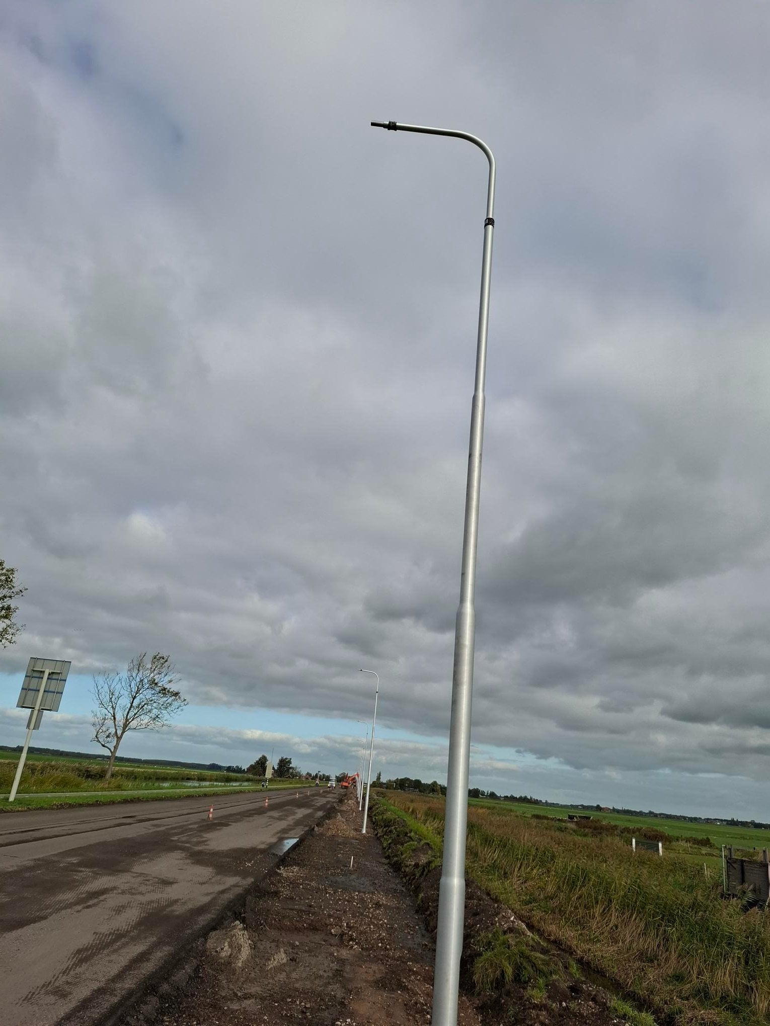 Nieuw geplaatste lichtmasten