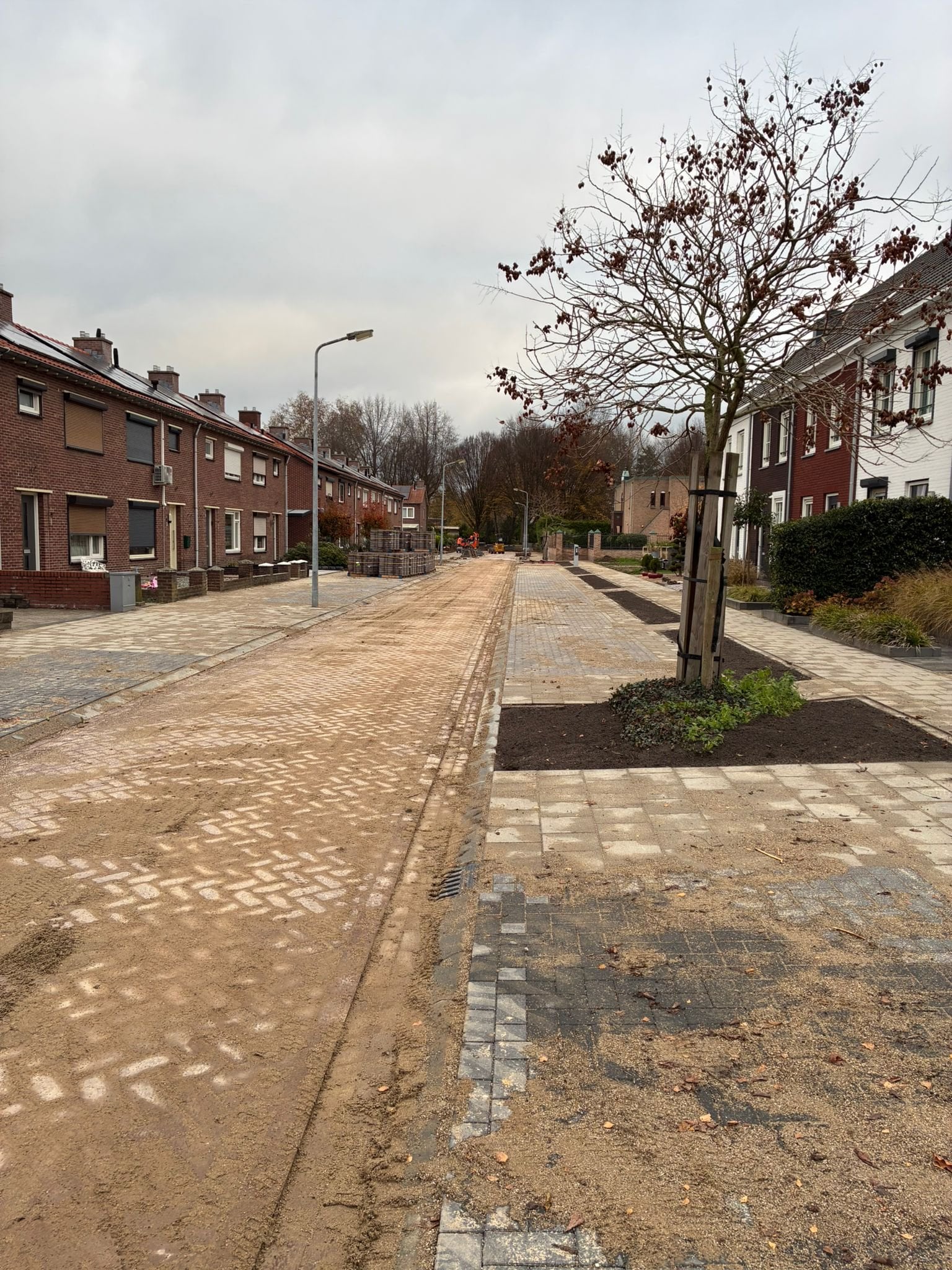 Foto Charitasstraat Noord weer open