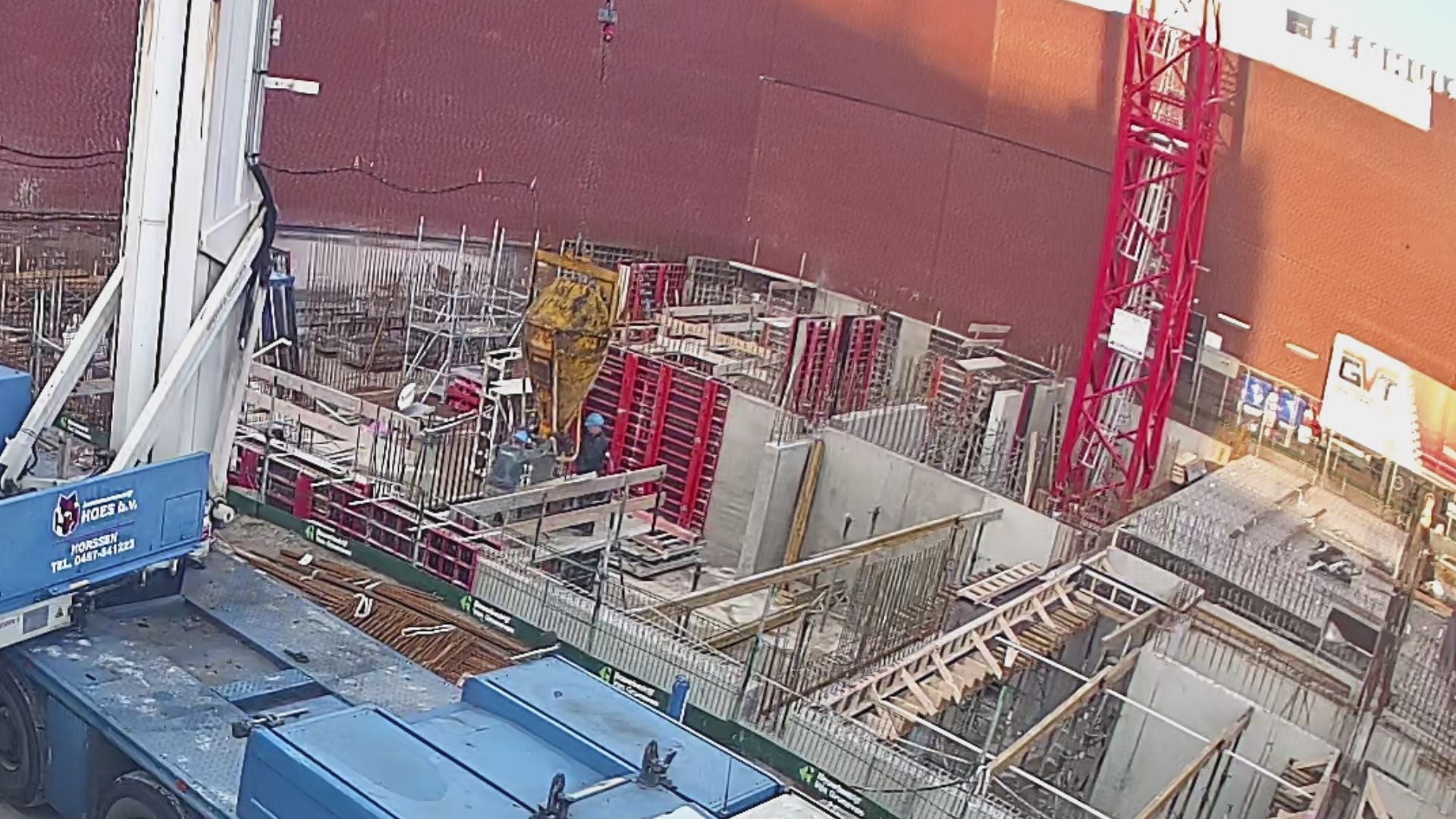 Betonwanden 2e deel van de kelder.