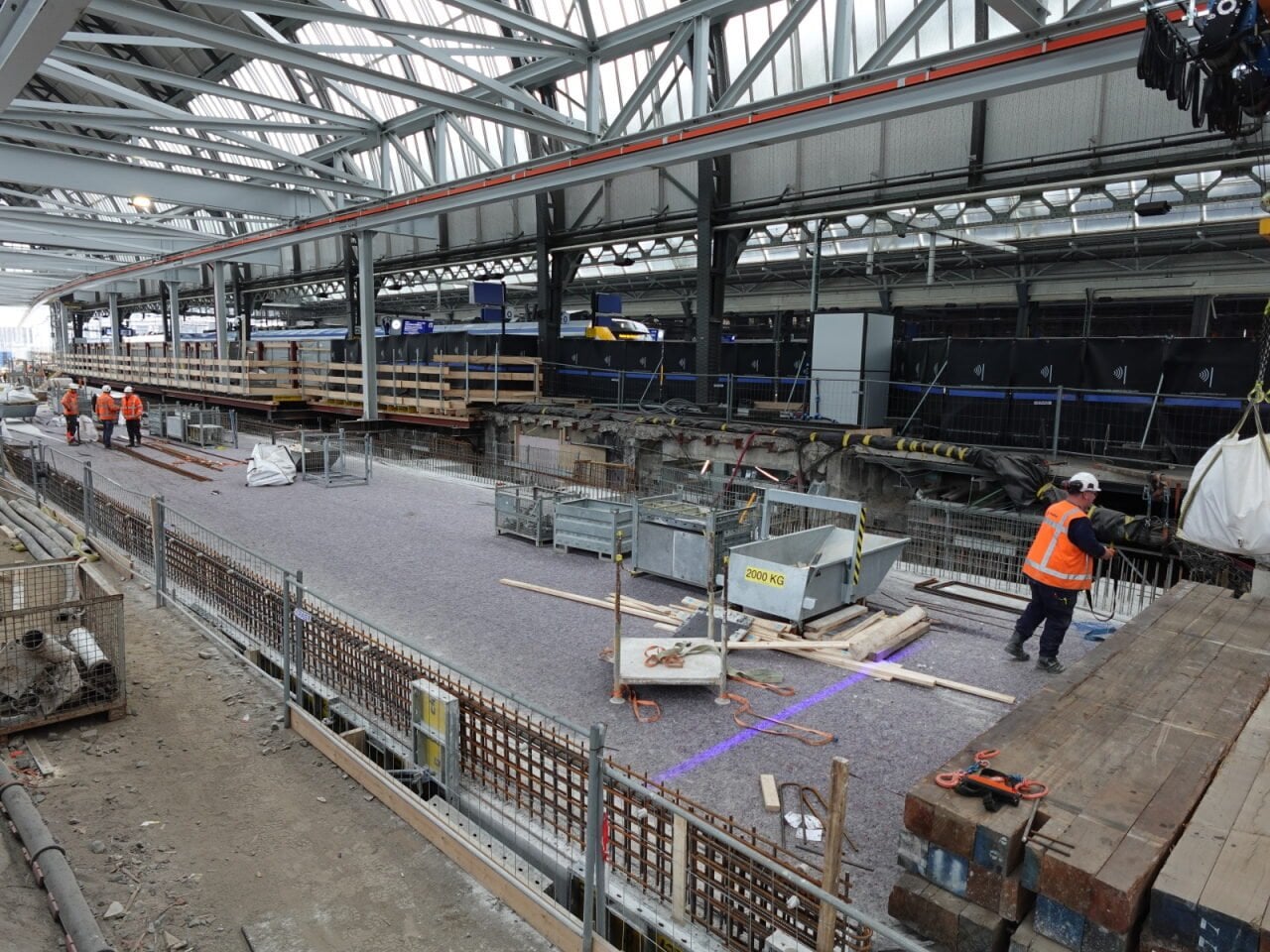 Het dek van de Oosttunnel is inmiddels gestort.