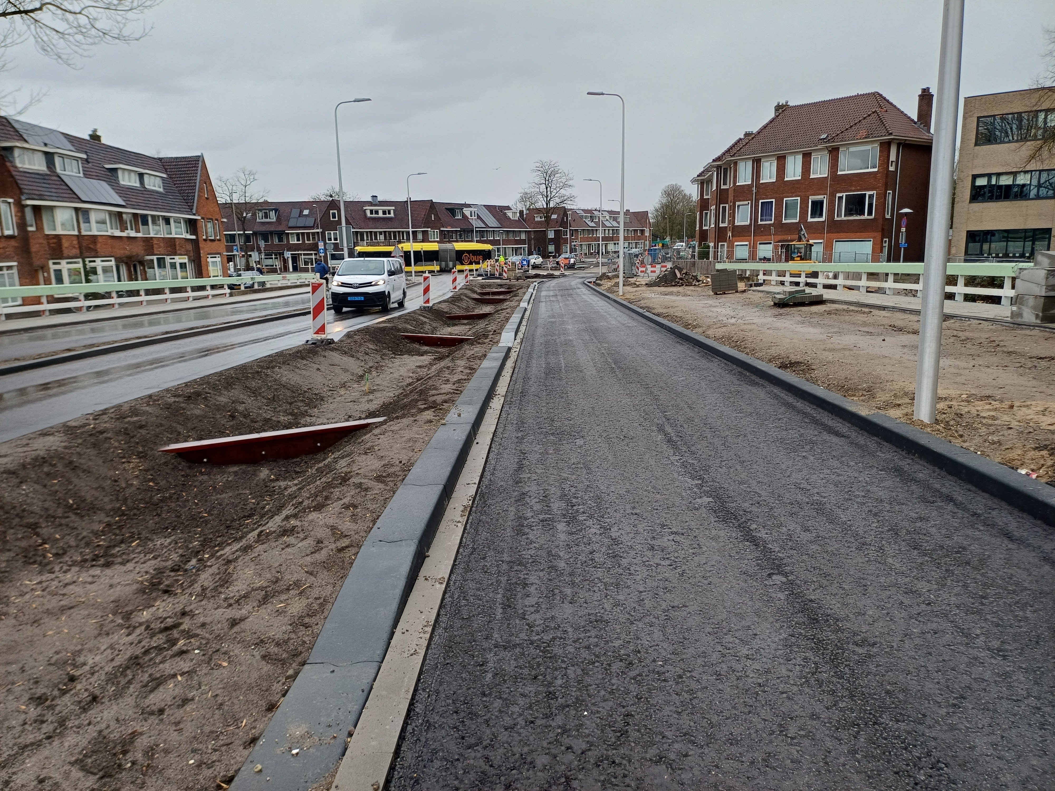 Zuidelijke rijbaan geasfalteerd