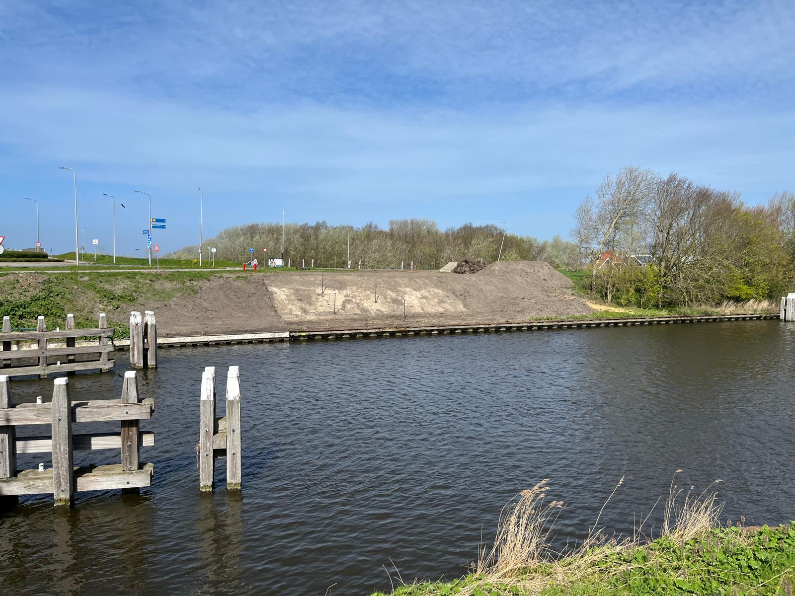 De eerste ophoogslag is geslagen.