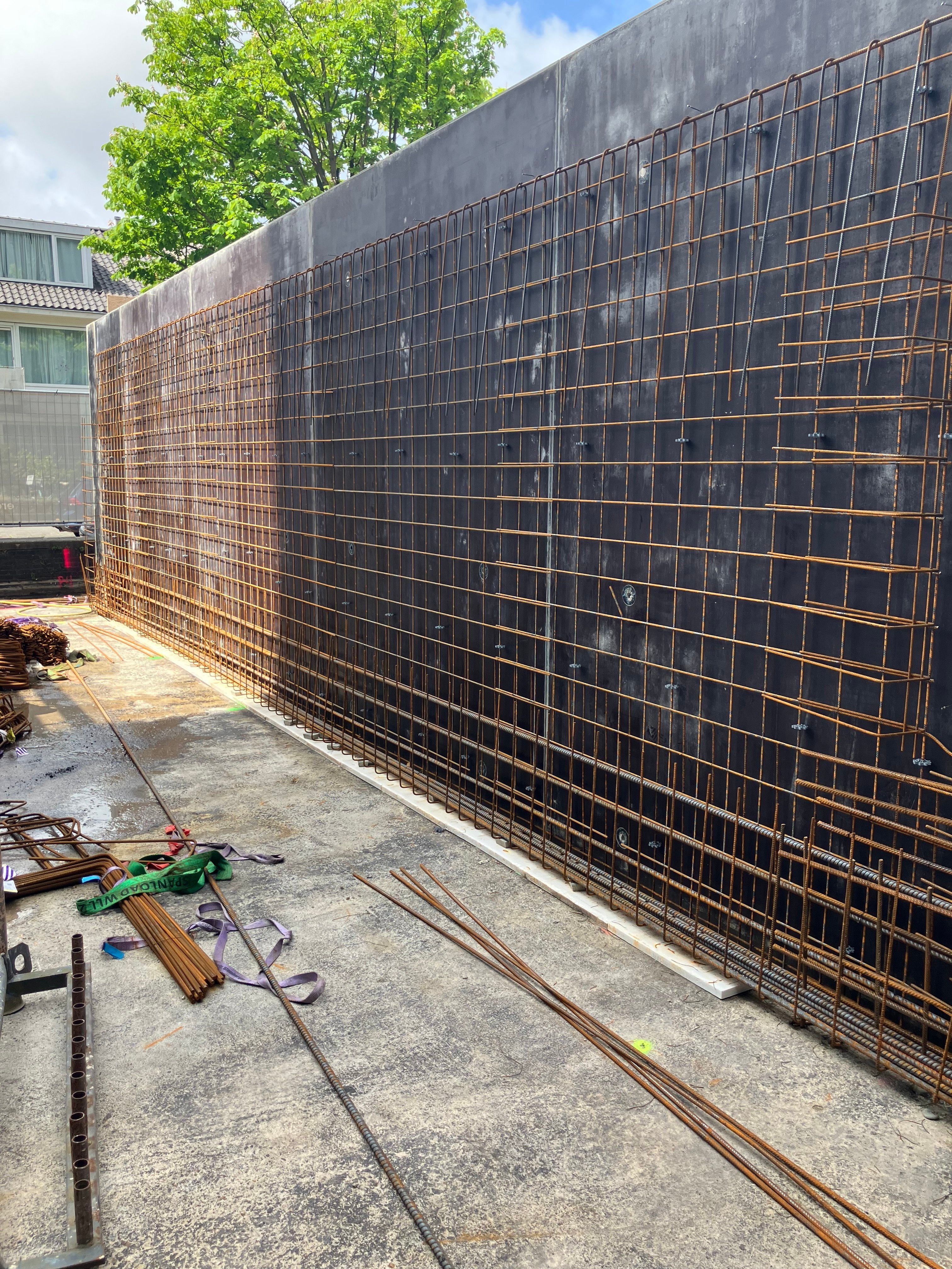 Wapening ten behoeve van de wanden die wordt aangebracht.