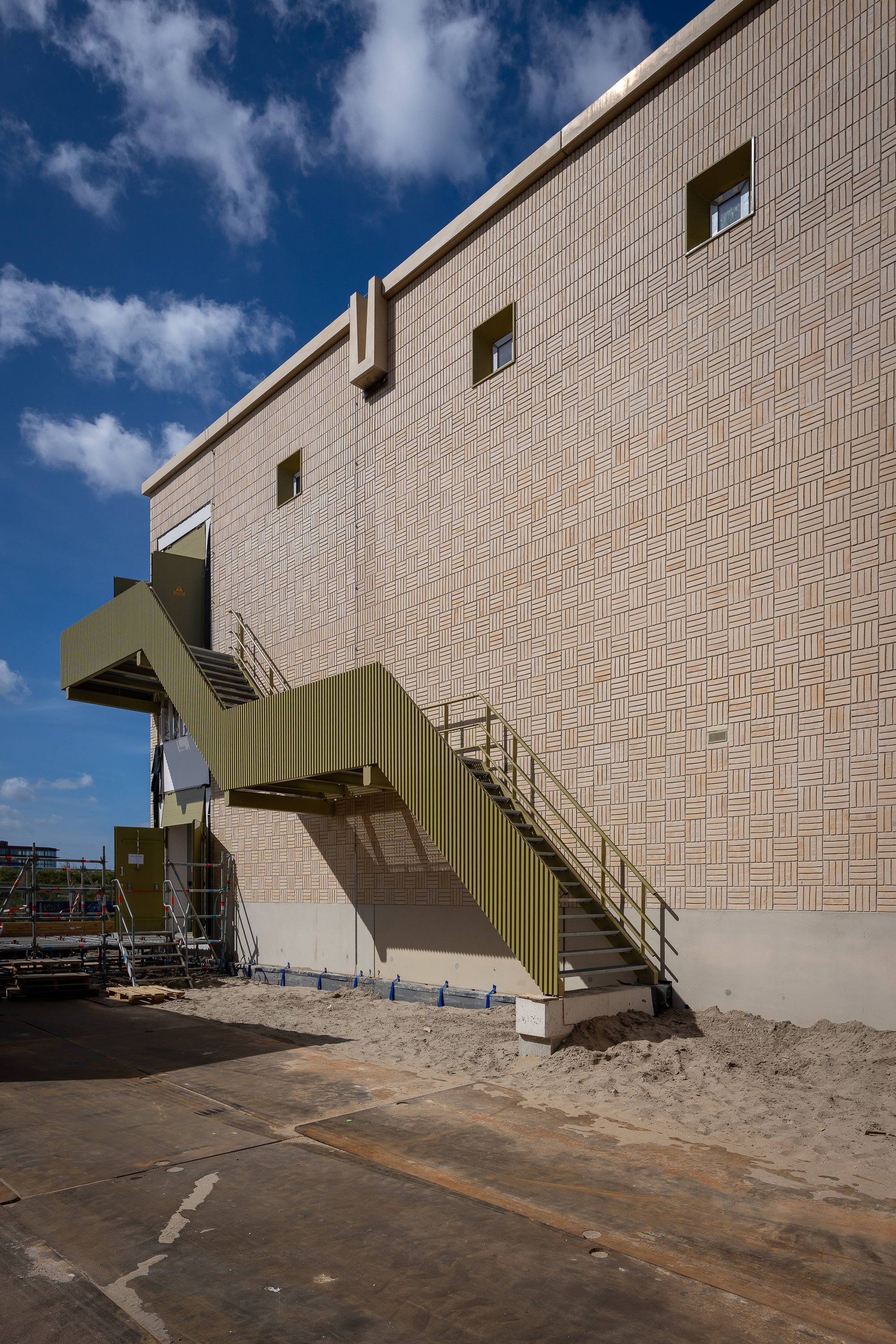 Metselwerk schakelgebouw