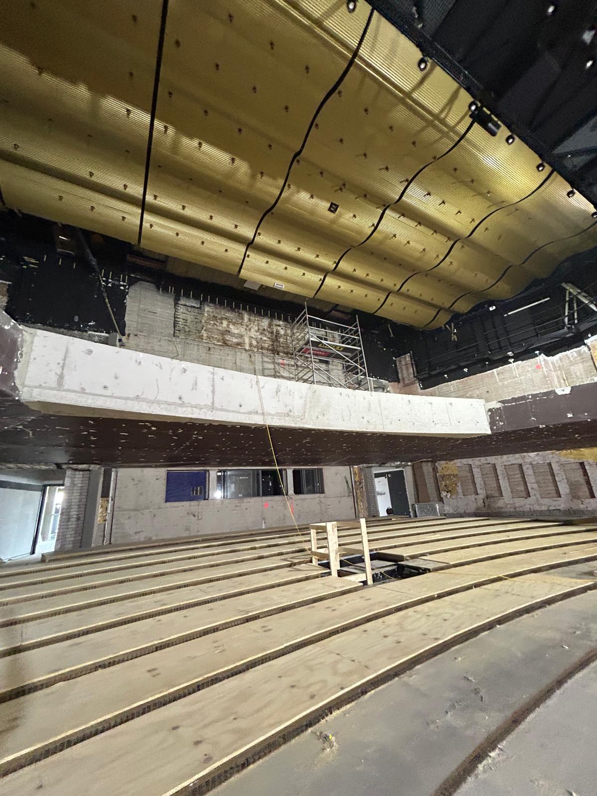 De grote zaal.