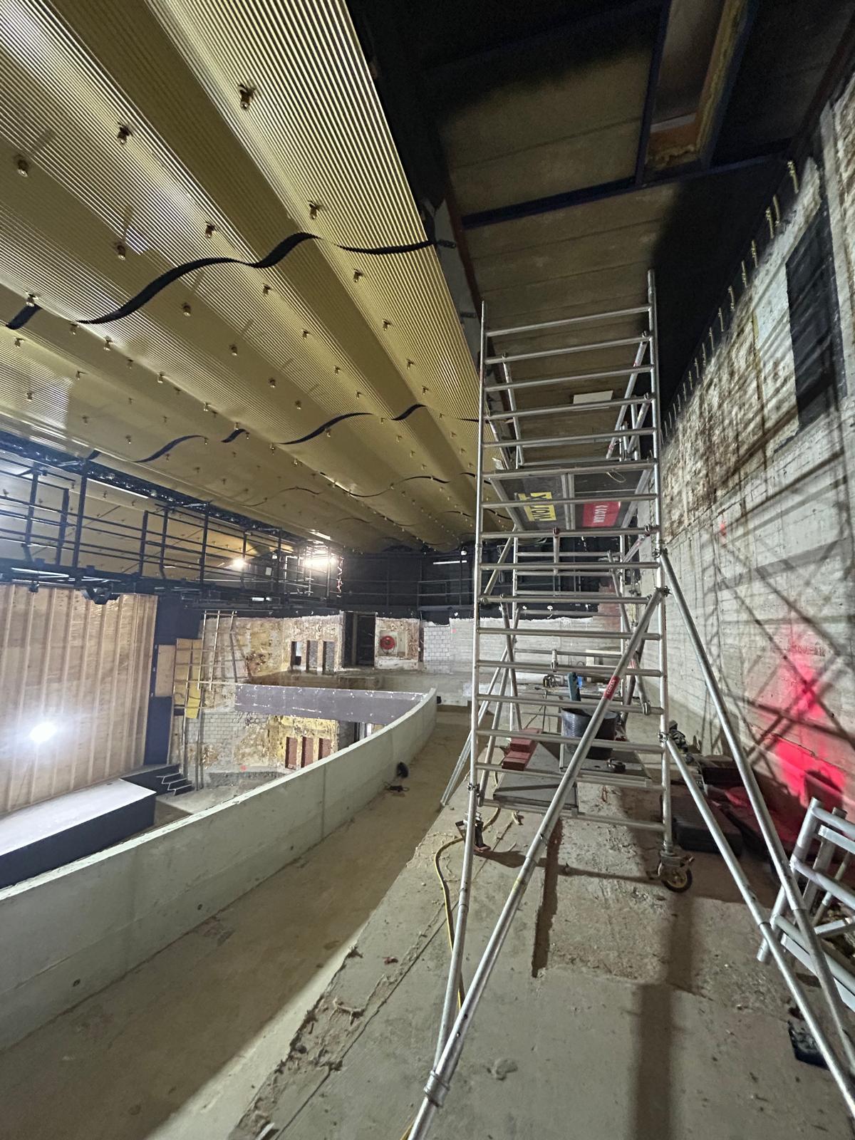 De grote zaal.