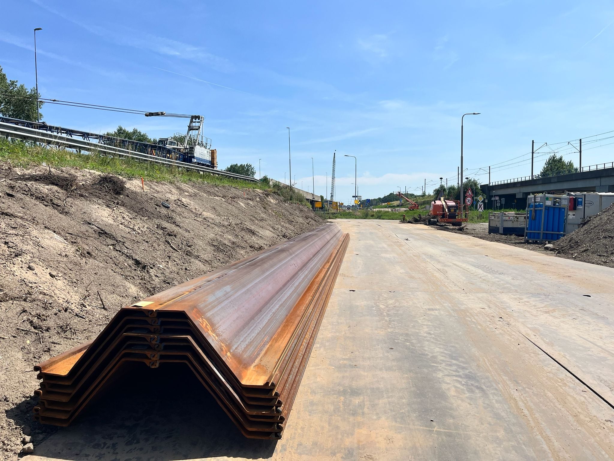 Damwandplanken Hoofdvaart