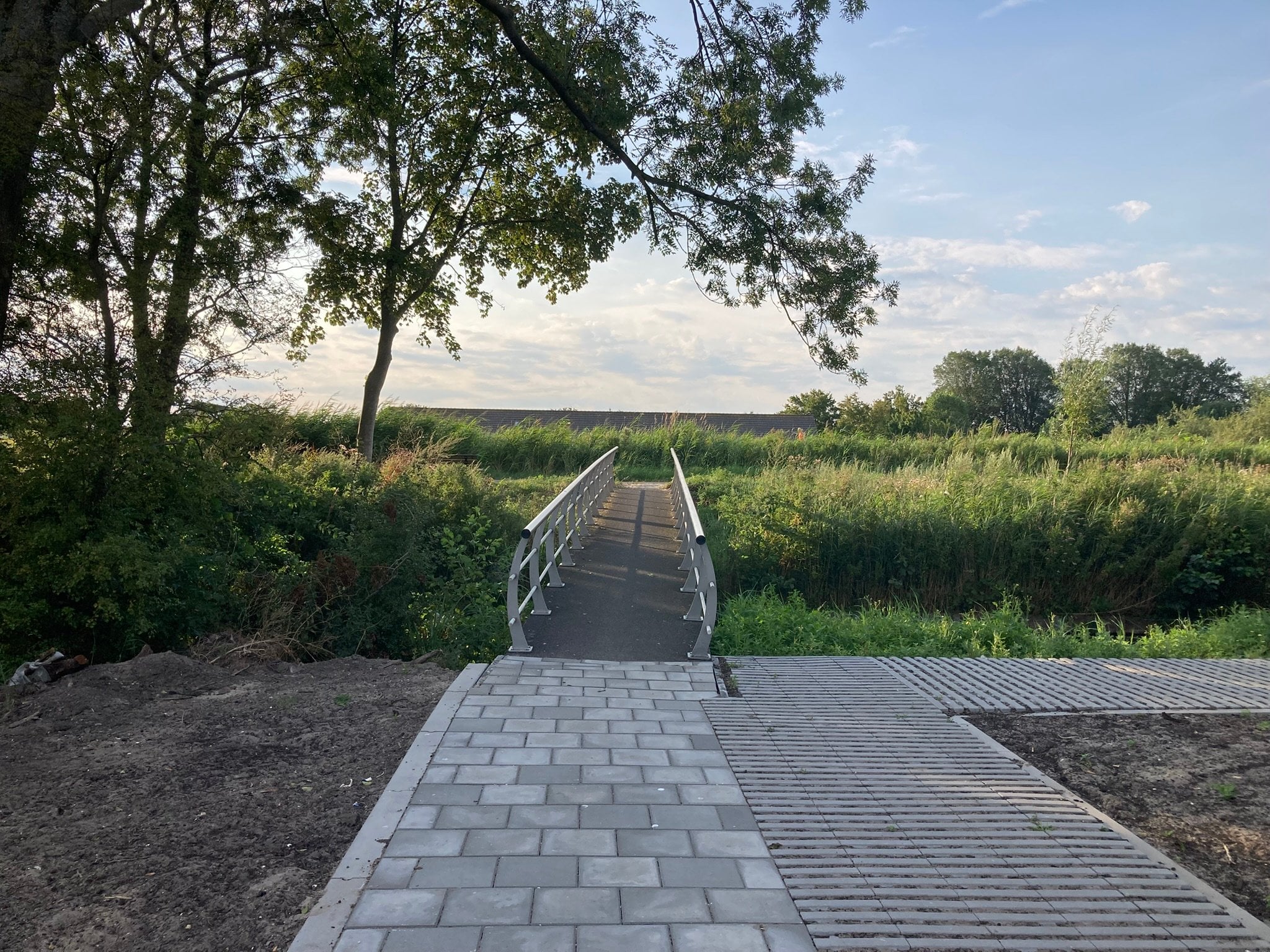 Voetgangersbrug tussen Gouwzeestraat en Wheredijk