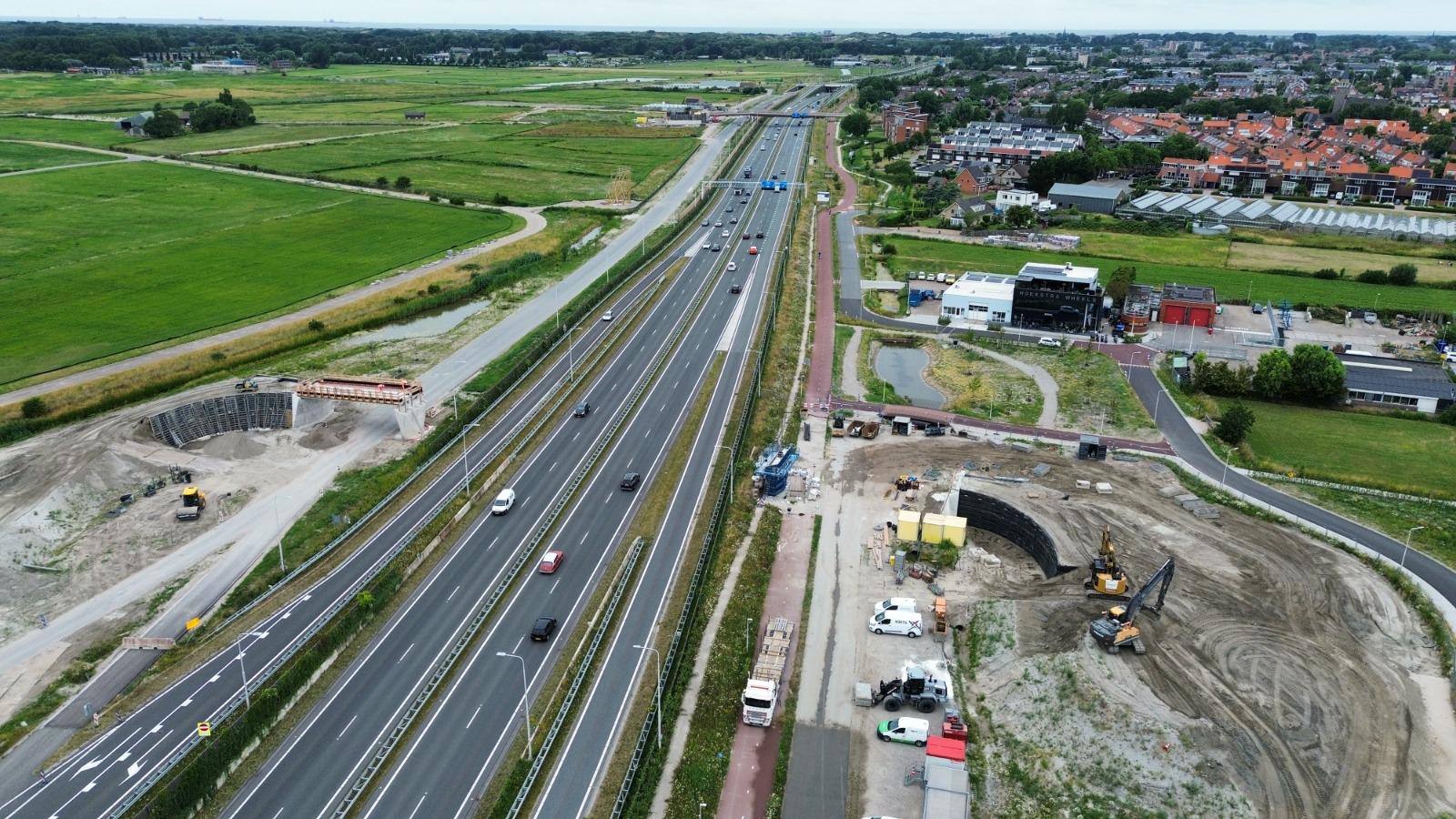 Achterwegviaduct in aanbouw.