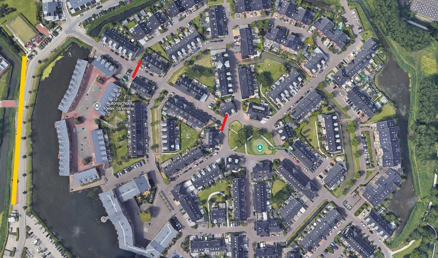 14 en 15 oktober
De rode lijnen geven de tijdelijke afsluitingen weer.
De gele lijn geeft de beschikbare parkeergelegenheid weer.